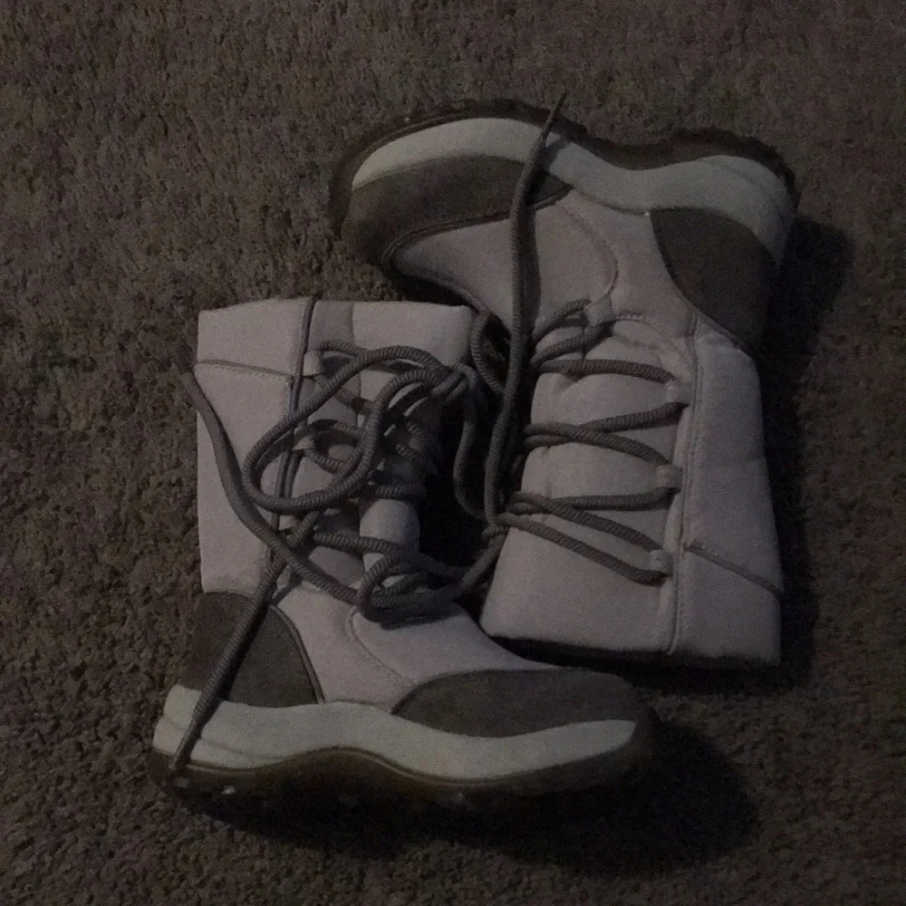 LL Bean Kids Gray Lace Up Tall Winter Boots